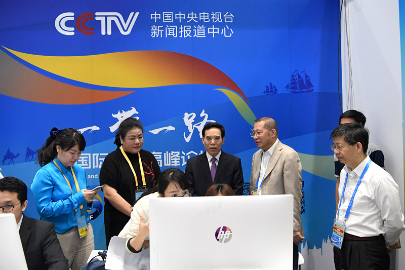 中外媒体聚焦宁夏 探寻发展新动能